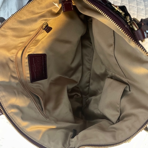 Coach purse - Picture 2 of 3
